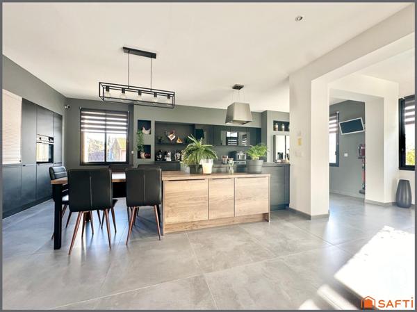 Maison familiale rénovée à proximité d'AVIGNON