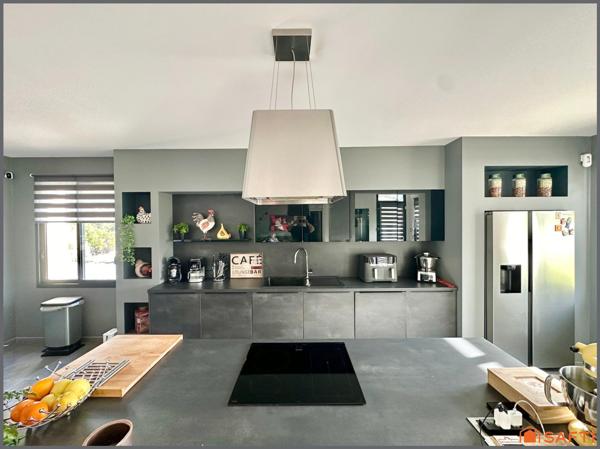 Maison familiale rénovée à proximité d'AVIGNON