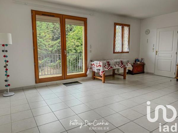Appartement 3 pièces de 64 m² à Limay (78520)