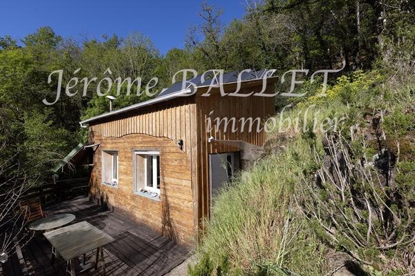 Maison
         2 pièces
        - 67 m² 100 000 € *