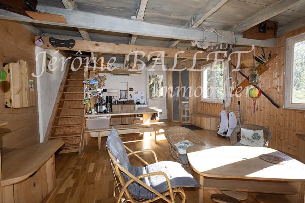 Maison
         2 pièces
        - 67 m² 100 000 € *