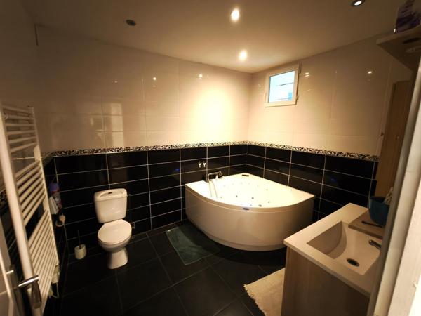 Maison à ROMILLY-SUR-SEINE, 10100 - 5 pièces 141m²