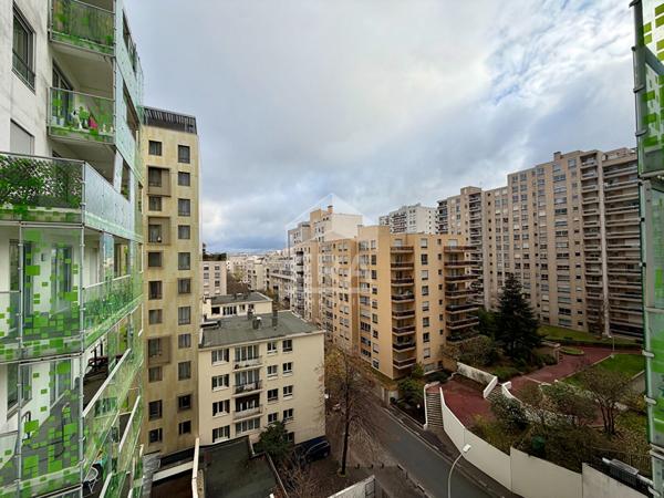 COURBEVOIE - Résidence SKY (2015) - Studio 33 m² avec parking