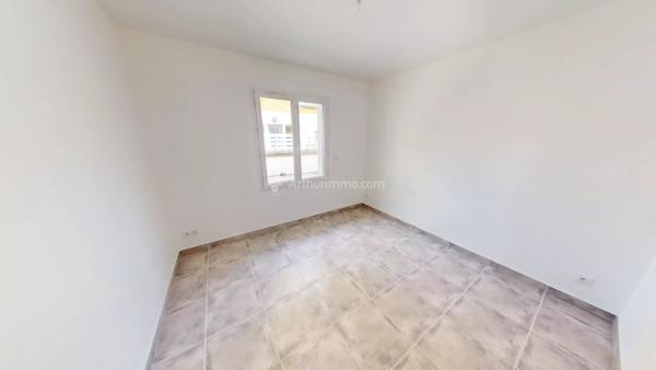 Vente                                                      Appartement
                        
                     3 pièces                      61 m2                     à Saint-Jean-de-Bournay