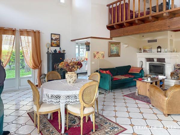 Meschers centre : Maison 144 m², 3 chambres, terrain 548 m²