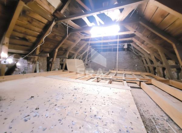 À VENDRE - Maison avec fort potentiel à Rodez - Grange attenante - Jardin