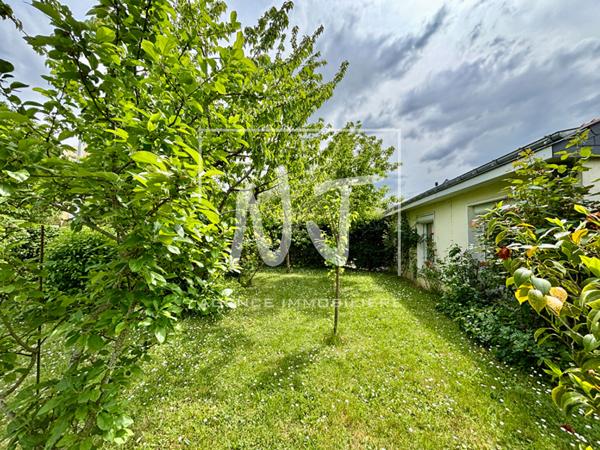 Charmante maison de plain-pied à vendre sur Angers avec jardin et garage