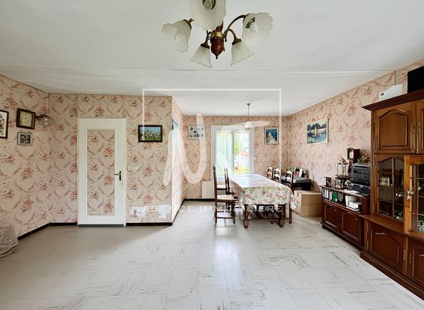 Charmante maison de plain-pied à vendre sur Angers avec jardin et garage