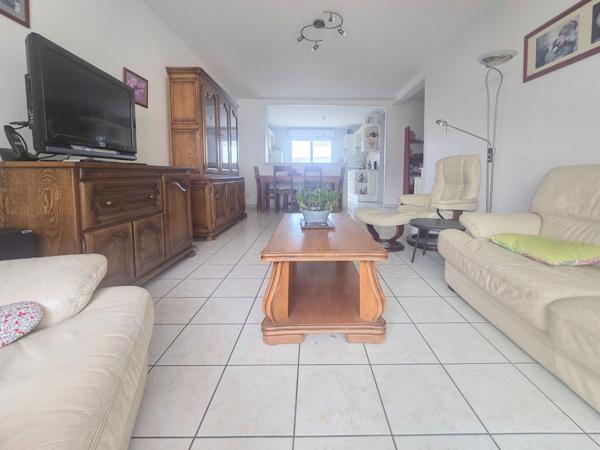 Appartement à vendre à Angers avec 3 chambres, 2 balcons, 2 garages