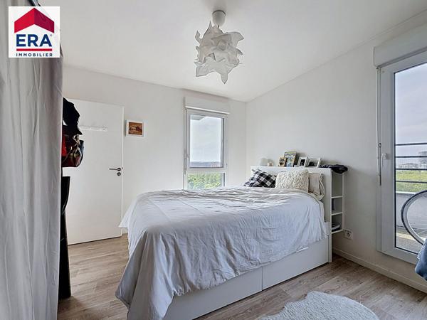APPARTEMENT 2 PIECES 42m² + TERRASSE 36m²- PROCHE PARIS 13EME