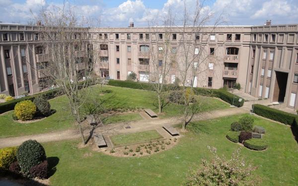 Appartement à vendre    3 pièces • 6 969 m2 Montigny-le-Bretonneux