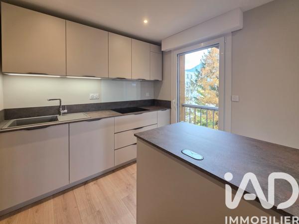 Location appartement 3 pièces 76 m² Annecy-le-Vieux