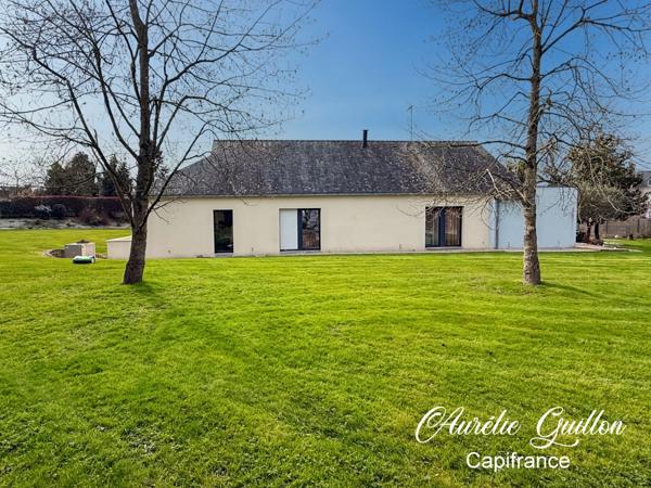 Maison d’architecte de plain-pied de 254 m² avec piscine intérieure et terrain de 3000 m² en plein cœur de Ploërmel