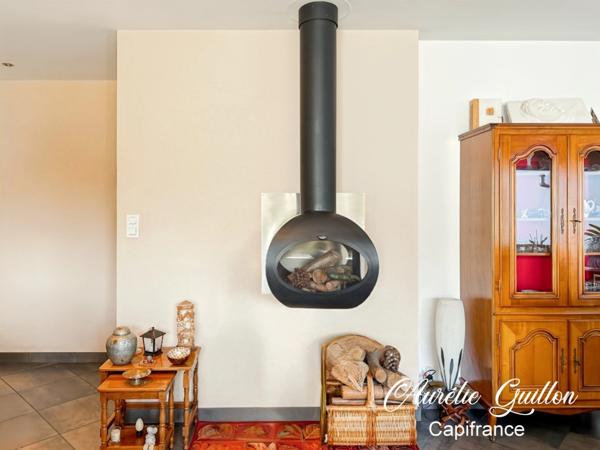 Maison d’architecte de plain-pied de 254 m² avec piscine intérieure et terrain de 3000 m² en plein cœur de Ploërmel