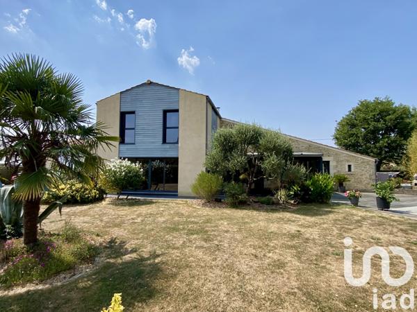 Maison à vendre 9 pièces 244 m² Vouvant