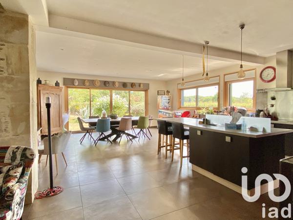 Maison à vendre 9 pièces 244 m² Vouvant