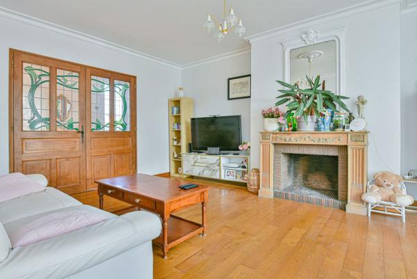 Appartement 6 pièces - 135 m² Exclusivité efficity