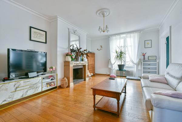 Appartement 6 pièces - 135 m² Exclusivité efficity