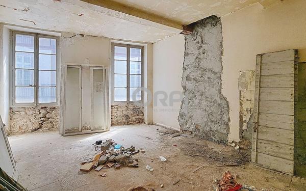 Maison à vendre    6 pièces •  Prades