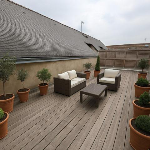 Très grande maison atypique.