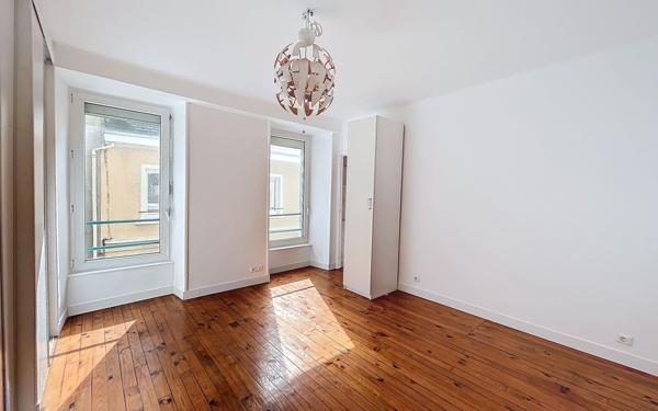 Appartement à vendre    3 pièces • 66,08 m2 Brest