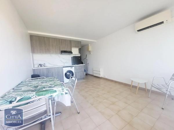 Appartement à louer 1 pièce 24.41m² Saint-Raphaël (83700)
