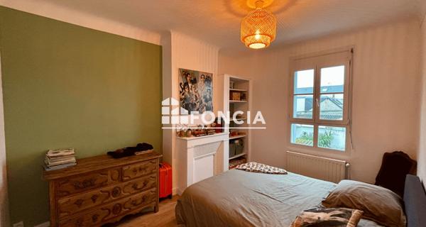 À vendre Maison 8 pièces 203 m² - Tours 37000