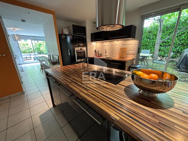 Maison  dans une résidence