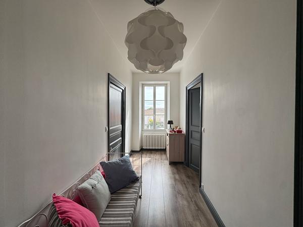 Vente Maison Nieul-sur-mer 8 pièces 198m²-IRM4339