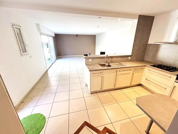 Vente Maison 5 pièces 122 m2 à Aubagne