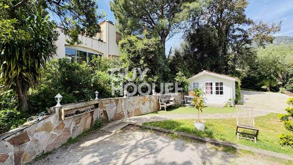 MAISON À VENDRE DE 5 PIÈCES DE 190,00 M²