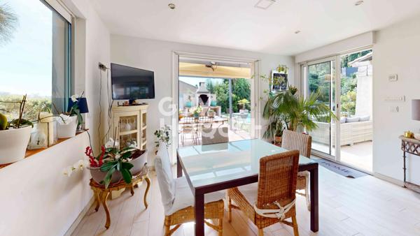 MAISON À VENDRE DE 5 PIÈCES DE 190,00 M²