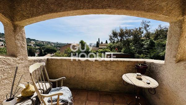 MAISON À VENDRE DE 5 PIÈCES DE 190,00 M²