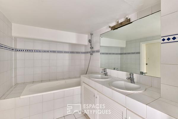 Loft en duplex avec verrières – Place des Victoires