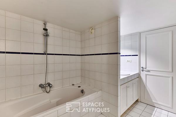Loft en duplex avec verrières – Place des Victoires