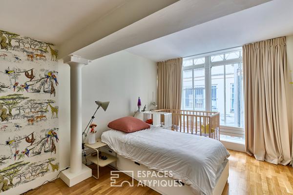 Loft en duplex avec verrières – Place des Victoires
