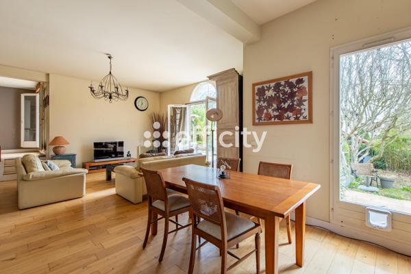 Maison 7 pièces - 223 m² Bien prestige
