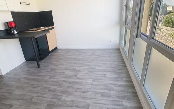 Appartement à vendre    1 pièce • 18 m2 Brest