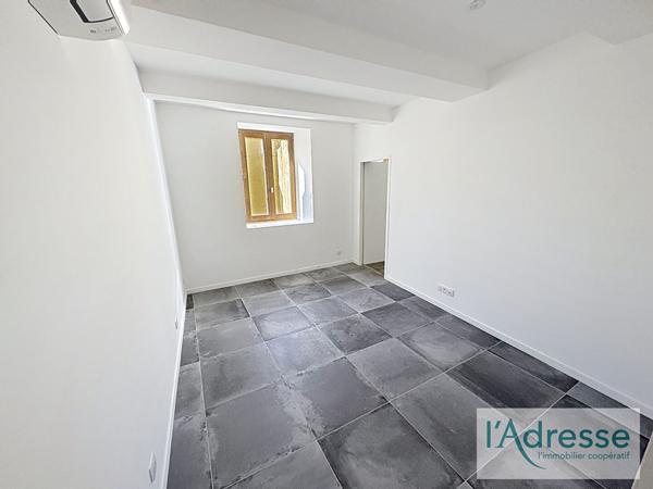 Appartement Ajaccio 2 pièce(s) 24.35 m2 - vue dégagée