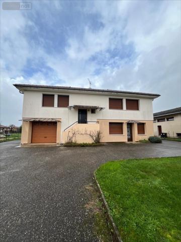 Maison à louer à Viriat dans l'Ain (01440), ref : 01013-1068203