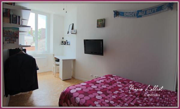 Maison à vendre 7 pièces, Puiseaux, 5 chambres, Plain Pied, Patio intérieur