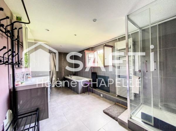 Longère vivable de plain pied - 4 chambres - dépendances