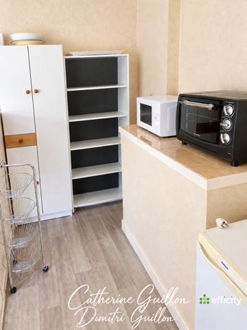 Immeuble
         8 pièces
        - 258 m² 477 000 € *