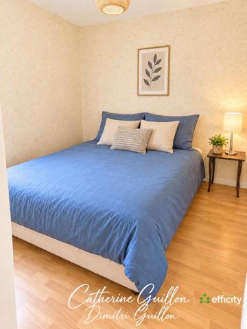 Immeuble
         8 pièces
        - 258 m² 477 000 € *
