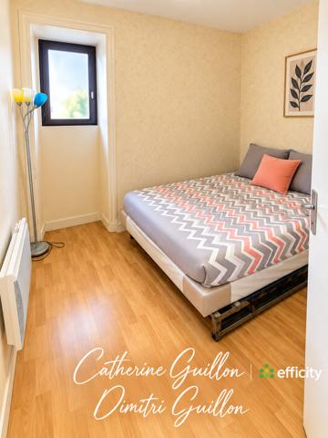 Immeuble
         8 pièces
        - 258 m² 477 000 € *