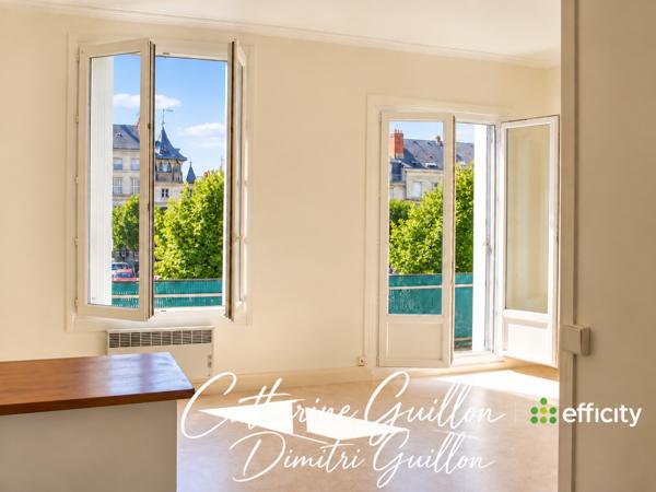 Immeuble
         8 pièces
        - 258 m² 477 000 € *