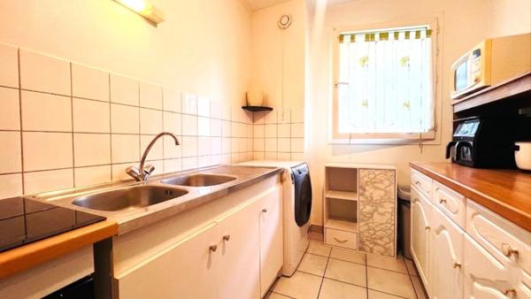 QUIMPER (29) - Appartement T3 de 72 m² habitable - Terrasse - Jardin - Garage privé.