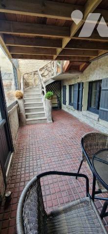 MAISON  A TOURLAVILLE