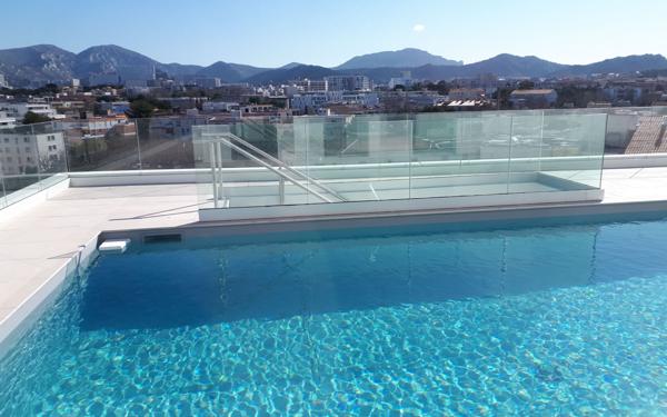 Appartement à vendre    3 pièces • 77,10 m2 Marseille 8