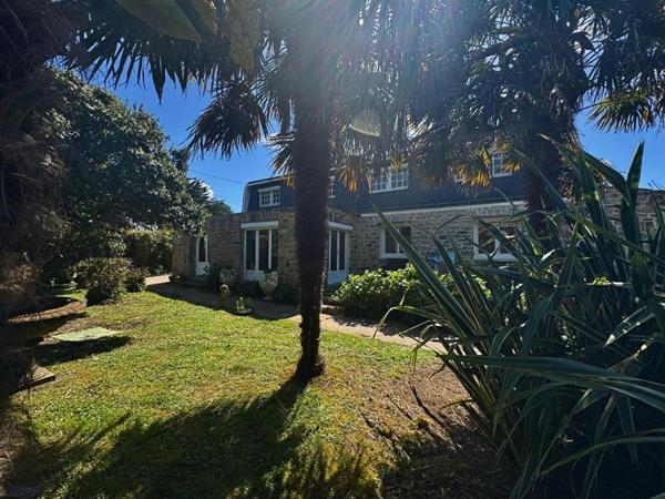 Maison de charme en coeur de Bourg - Larmor-Baden
